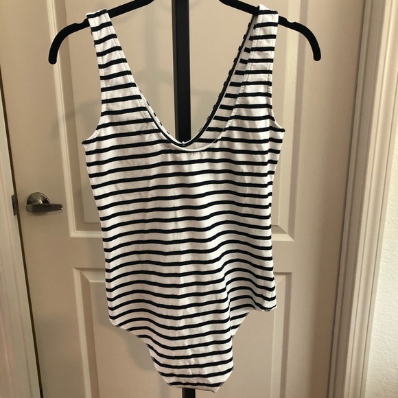 MINKPINK Body Suit - Picture 5 of 7